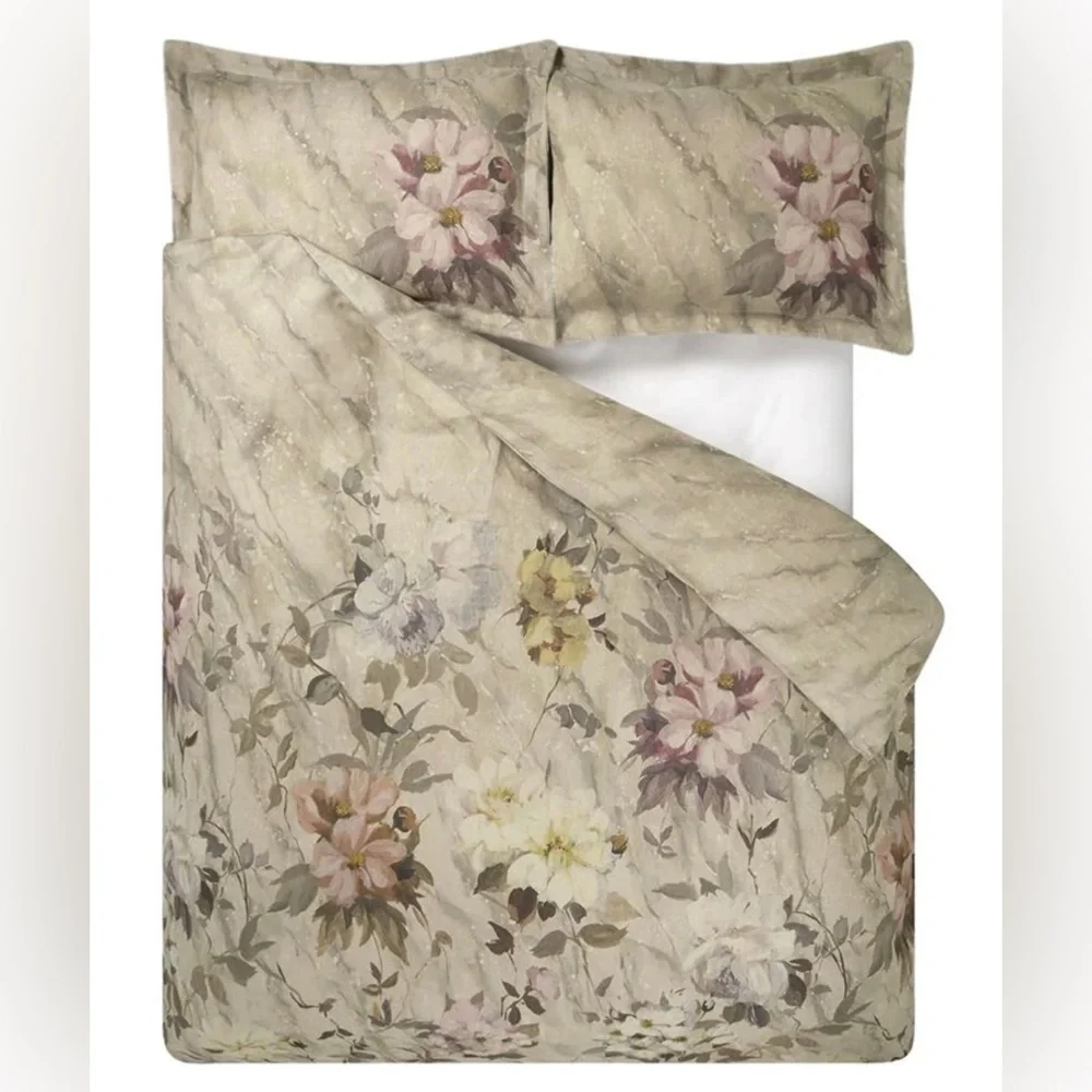 Designers Guild elegant floral